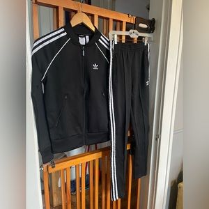 Size XS Black adidas Full Track Suit! "Primeblue"